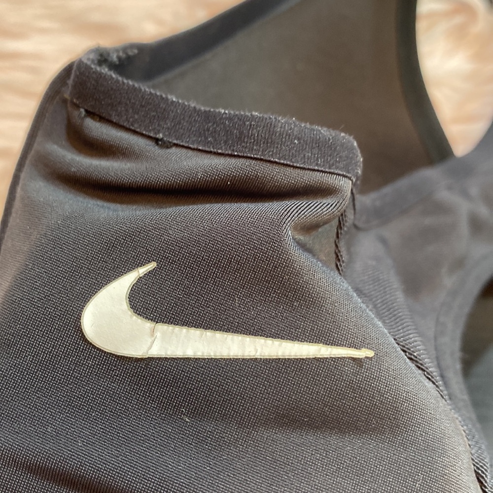 Nike Black Racerback Molding Sports Bra - Picture 6 of 9
